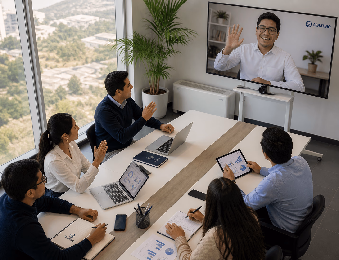 Reunión empresarial con videollamada